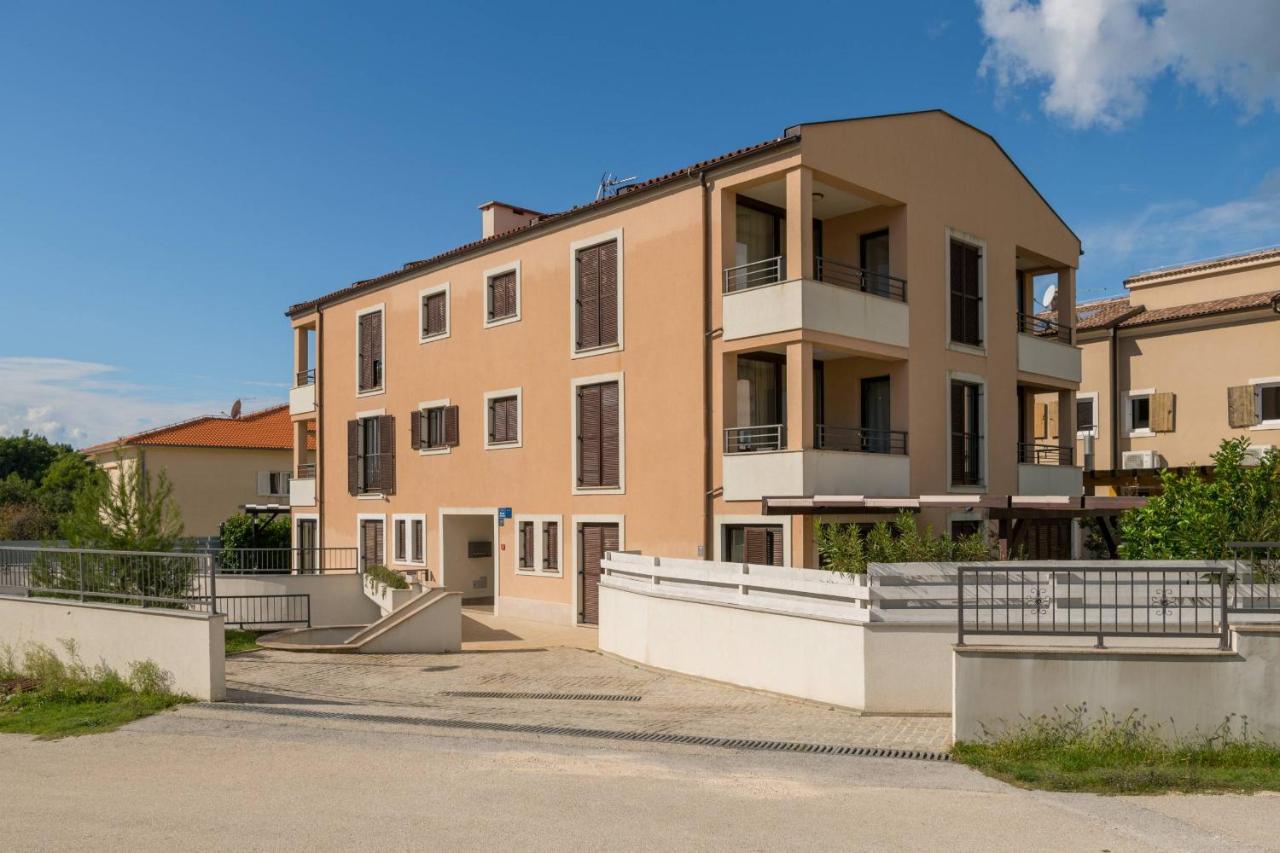 Apartment Carpe Diem Premantura Buitenkant foto